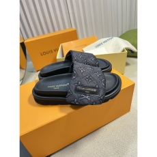 Louis Vuitton Slippers